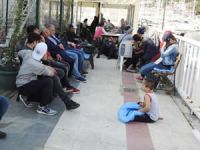 Çeşme'de yapılan operasyonlarda 116 kaçak göçmen yakalandı