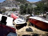 Yasadışı geçişlerde kullanılan tekneler satışa çıkarıldı