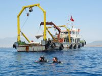 Kumluca'da ilk yapay resif blokları denize bırakıldı