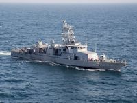 ABD savaş gemisi USS Thunderbolt, İran gemisine uyarı ateşi açtı