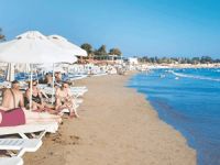 Antalya sahil bölgelerinde 'salgın' tedirginliği yaşandı