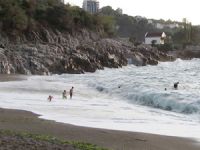 Kapuz Plajı'nda denize girmek yasaklandı
