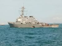 ABD savaş gemisi ile petrol tankeri çatıştı!