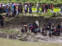 Arakanlı Müslümanları taşıyan tekne battı: 16 ölü