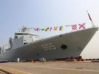 Çin, yeni lojistik gemisi Hulun Nur'u donanmasına kazandırdı