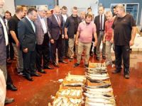 Ereğli'deki balık mezatına protokol katıldı