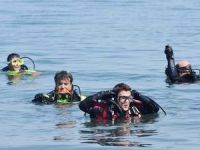 Güzelbahçe'de sahil ve deniz temizliği yapıldı