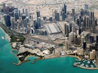 Katar 'teknelere el koydu' suçlamasını kınadı