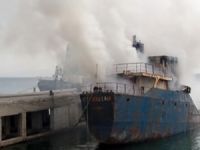 Kartal sahilinde demirli olan gemide yangın çıktı
