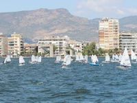 İzmir Körfez Festivali yarışlarla başladı