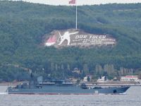 Rus askeri savaş gemisi Çanakkale Boğazı'ndan geçti
