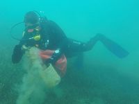 Gökova koylarında deniz dibi temizliği devam ediyor