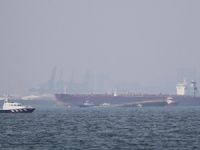 Balıkçı teknesi ile petrol tankeri çatıştı, 12 kişi kayıp!