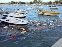 Silivri'de fırtına nedeniyle kayıklar alabora oldu