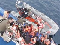 İzmir'de 54 kaçak göçmen yakalandı