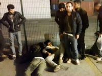 Konteynerde havasız kalan kaçaklar son anda kurtarıldı