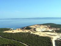 Kalker ve taş ocakları Saros Körfezi'ne zarar veriyor