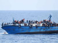 Libya'da mülteci teknesi battı: 5 ölü