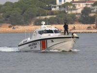 İzmir'de 60 kaçak göçmen son anda kurtarıldı