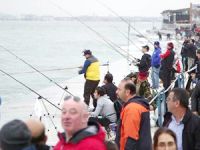 Gürpınar'da 'Olta Balıkçılığı Yarışması' düzenledi