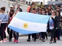 Arjantin'de kayıp denizcilerin yakınlarından protesto