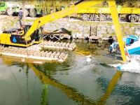 İstanbul Büyükşehir Belediyesi batık tekneleri kaldırdı