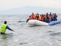 Akdeniz'de 250 Afrikalı göçmen kurtarıldı