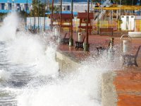 Kuzey Ege’de lodos dev dalgalara sebep oldu