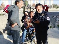 Seyhan Nehri'nde mahsur kalan kişiyi itfaiye ekipleri kurtardı