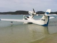 Avustralya’da 6 kişiyi taşıyan deniz uçağı düştü