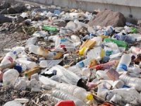 İzmir Alaybey'de sahil kirliliği halkı isyan ettirdi