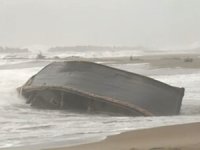 Japonya'da kıyıya vuran tekneden 7 ceset çıktı