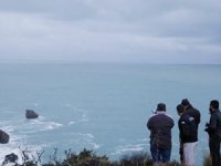 Amatör balıkçı falezlerden denize düşerek hayatını kaybetti