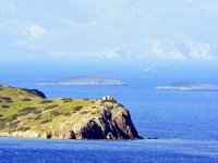 Türkiye, Kardak'ta iskele ve gözetleme kulesi yapıyor