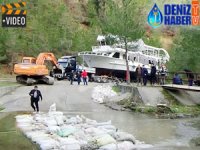 Gezi teknesi, Altınkaya Barajı'na indirildi