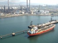 Nijerya dünyanın en çok petrol ürünü ithal eden ülkesi oldu