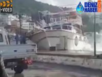 Muğla'da bir tekne batma tehlikesi geçirdi