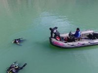 Muratlı Baraj Gölü'nde kaybolan kişiyi dalgıçlar arıyor