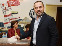 İMEAK DTO İzmir Şubesi Meclis Başkanlık Divanı seçimi yapıldı