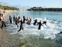 Carraro Kemer Triatlon Yarışları yapıldı