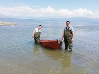 Jandarma, kaçak avcılıkta kullanılan tekneleri karaya çekti