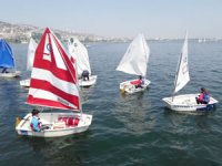 İzmit Yelken Kulübü, Optimist - Laser Türkiye Şampiyonası'na katılıyor