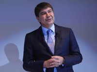 Menderes Türel: Konyaaltı, yabancı turistlerin övgüsüne mazhar olacak