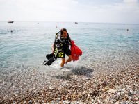 Konyaaltı'nda uluslararası kıyı temizliği yapıldı