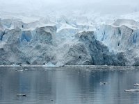 Dünyanın en büyük buz dağı erime noktasına geldi