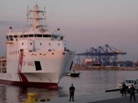 Göçmen kurtarma gemisi Acquarius, İspanya'ya yanaştı