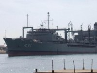 İran, Aden Körfezi'ne savaş gemisi gönderdi