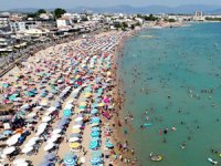 Marmaris sahilleri artan sıcak havaların etkisiyle hareketlendi