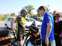 Menderes Türel, konyaaltı Sahili'ni denetledi