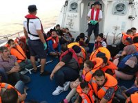 Ege Denizi'nde 55 kaçak göçmen yakalandı